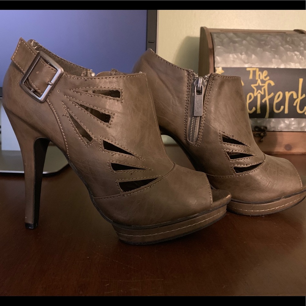 Tan Dollhouse Heels